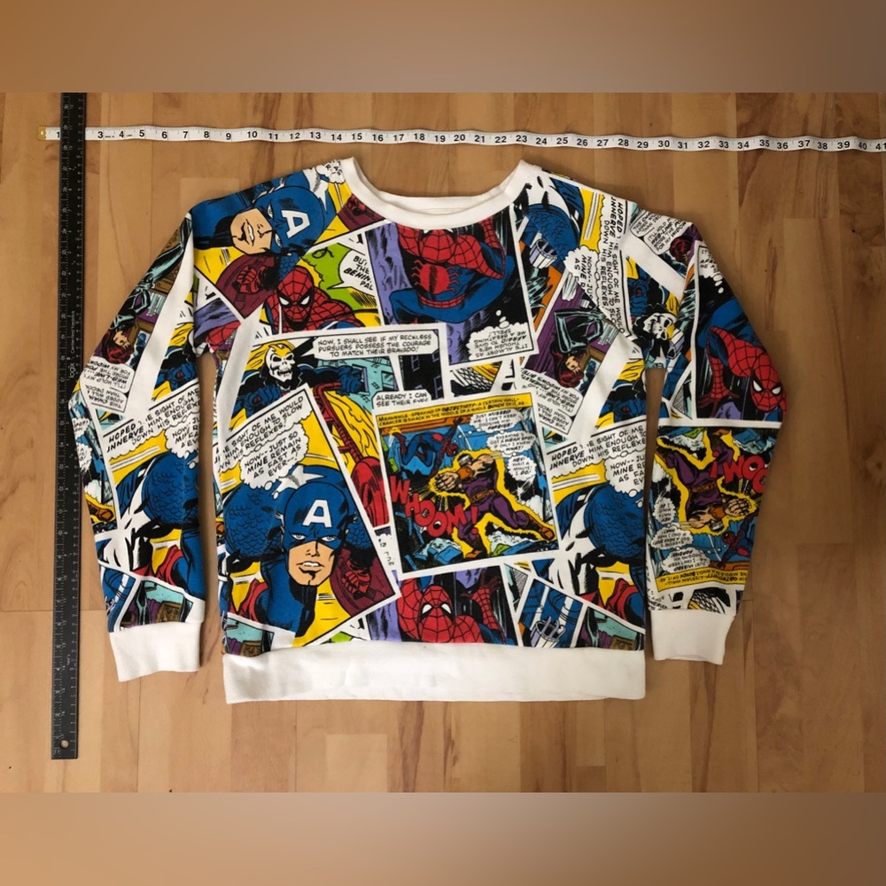 Marvel Comic pullover crewneck sweatshirt. Medium.